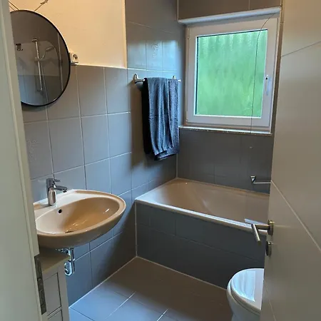 Moderne Wohnung Mit Privatzugang Und Terrasse * Ennepetal