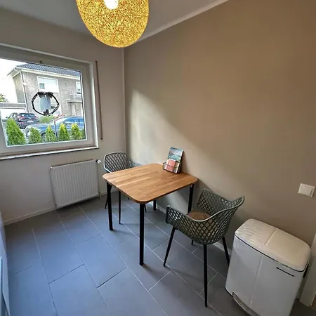 Moderne Wohnung Mit Privatzugang Und Terrasse Ennepetal