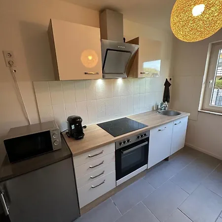 Moderne Wohnung Mit Privatzugang Und Terrasse Appartement